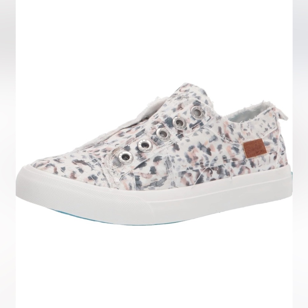 Blowfish play sneakers size 8